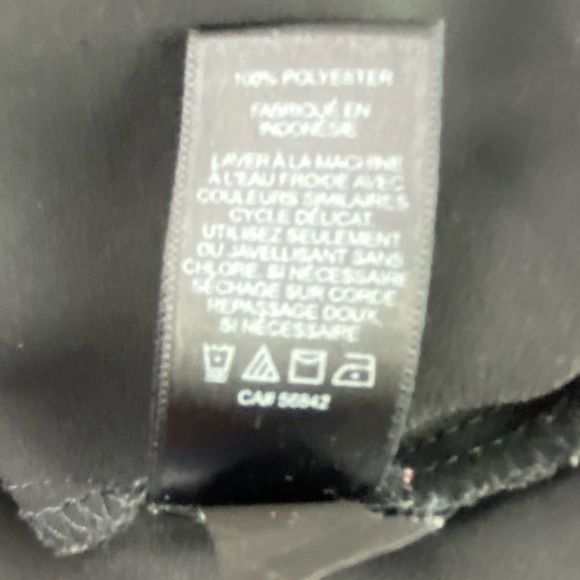 Express black pleated front keyhole neck LS blouse, M - Picture 7 of 13